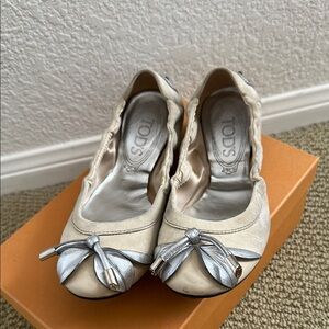Tod's Cream and Silver Loafers Elegant Flats
